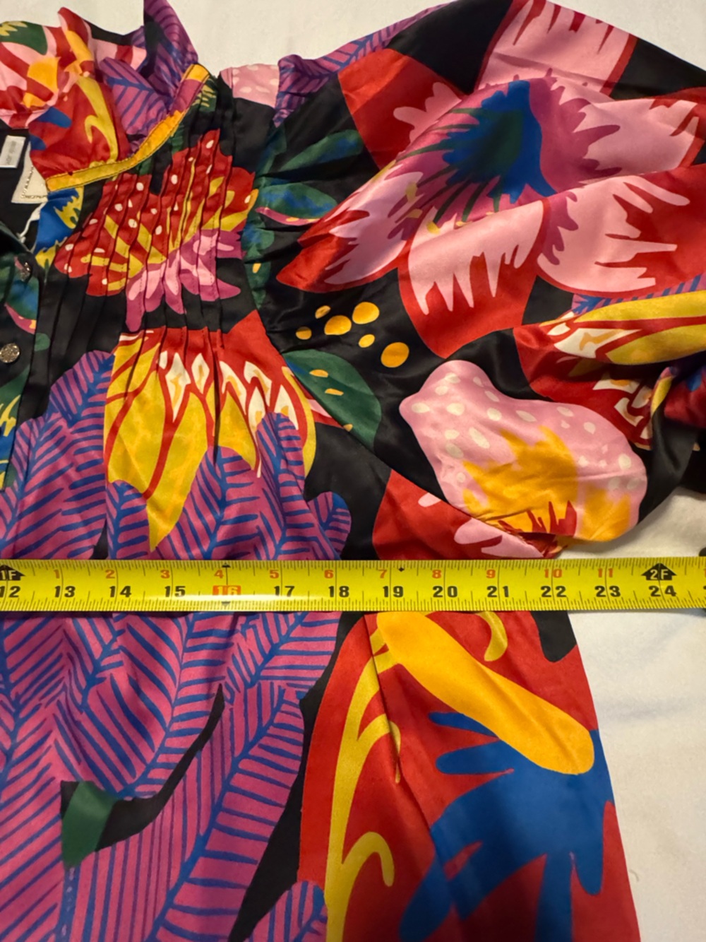 NWT Emily McCarthy Vibrant Tropical Floral Satin Blouse Size L